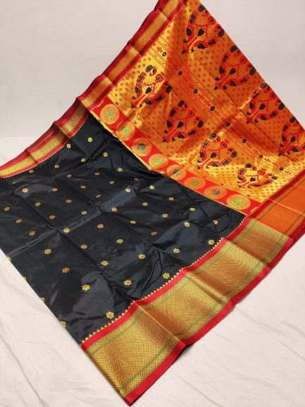 big border kadiyal paithani black red