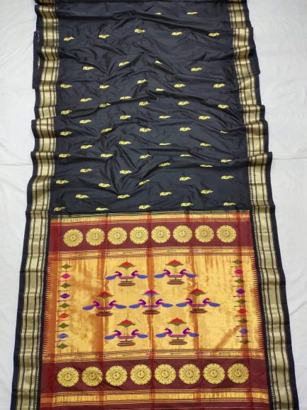 pure silk paithani black